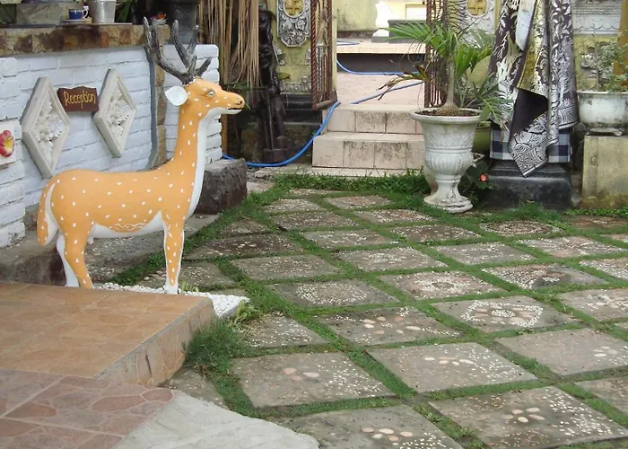 Taman Ayu Mitra Reddoorz Habitación en casa particular *